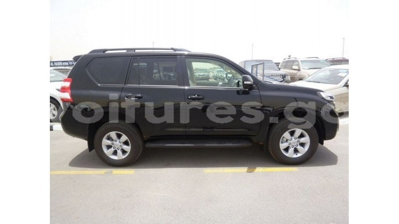 Big with watermark toyota prado estuary import dubai 5612