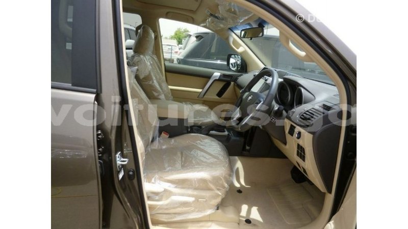 Big with watermark toyota prado estuary import dubai 5613