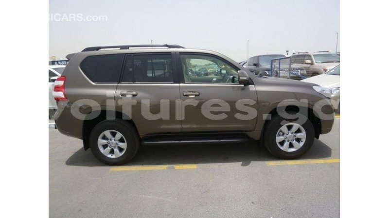 Big with watermark toyota prado estuary import dubai 5613