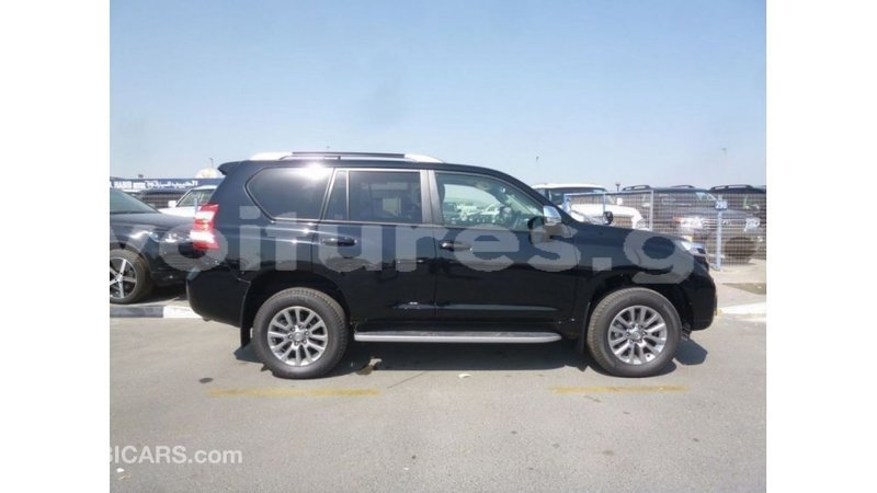 Big with watermark toyota prado estuary import dubai 5614