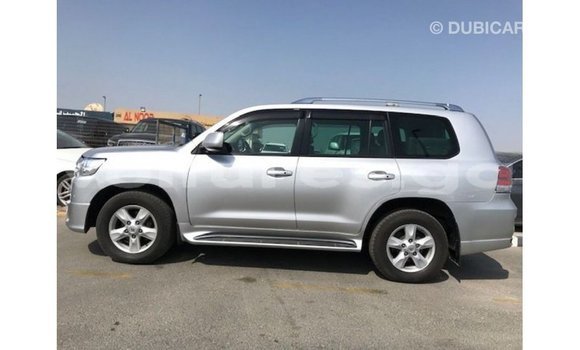 Buy Import Toyota Land Cruiser Other Car in Import - Dubai in Estuary Buy Import Toyota Land Cruiser Other Car in Import - Dubai in Estuary