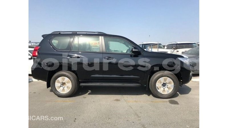 Big with watermark toyota prado estuary import dubai 5617