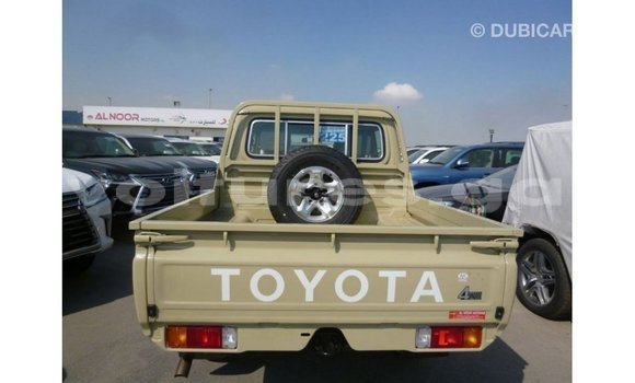 Sayi Imported Toyota Land Cruiser M Mota in Import - Dubai a estuary Sayi Imported Toyota Land Cruiser M Mota in Import - Dubai a estuary