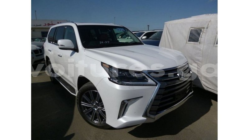 Big with watermark lexus lx estuary import dubai 5621