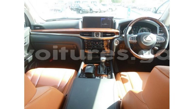 Big with watermark lexus lx estuary import dubai 5621