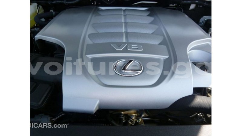 Big with watermark lexus lx estuary import dubai 5621