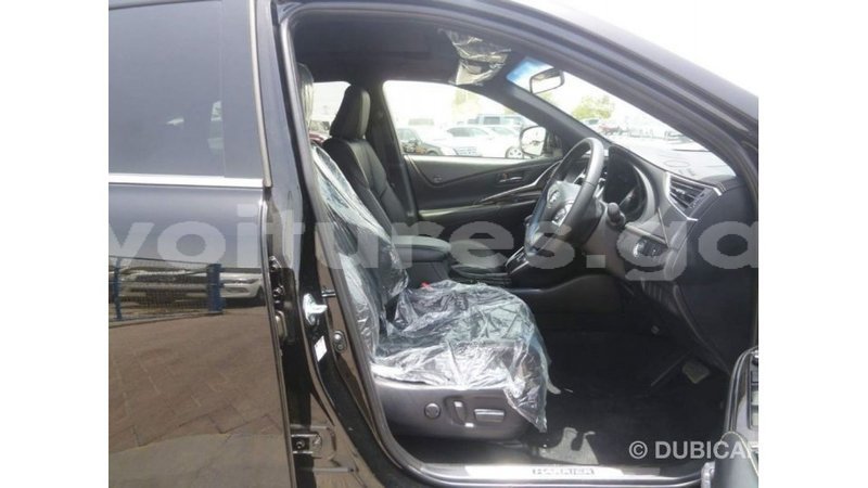 Big with watermark toyota harrier estuary import dubai 5622