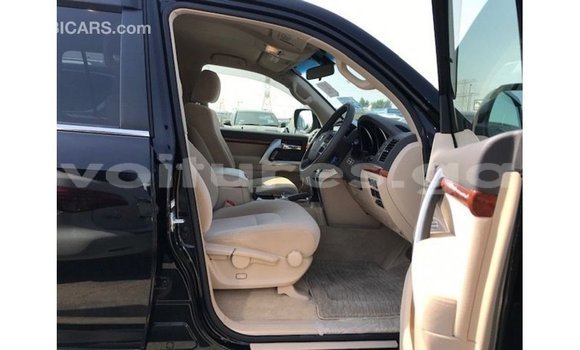 Sayi Imported Toyota Land Cruiser Black Mota in Import - Dubai a estuary Sayi Imported Toyota Land Cruiser Black Mota in Import - Dubai a estuary