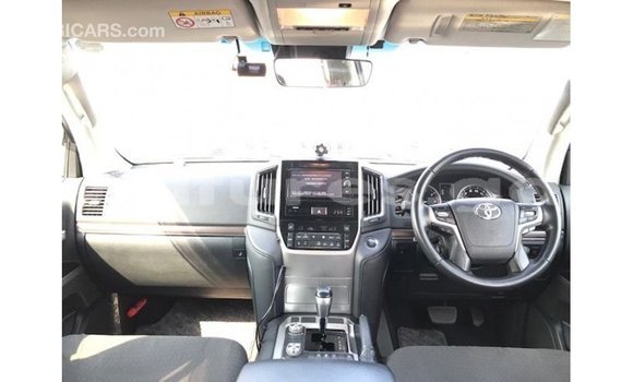 Buy Import Toyota Land Cruiser Other Car in Import - Dubai in Estuary Buy Import Toyota Land Cruiser Other Car in Import - Dubai in Estuary