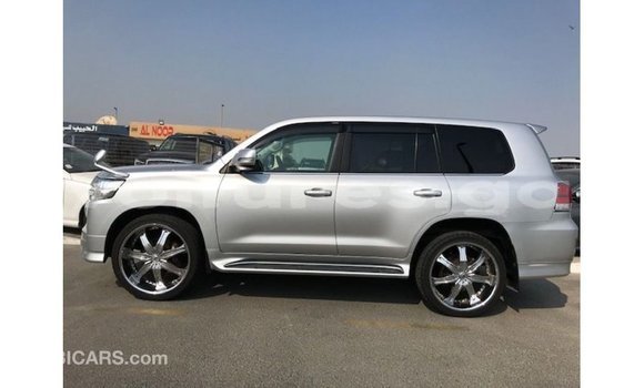 Buy Import Toyota Land Cruiser Other Car in Import - Dubai in Estuary Buy Import Toyota Land Cruiser Other Car in Import - Dubai in Estuary