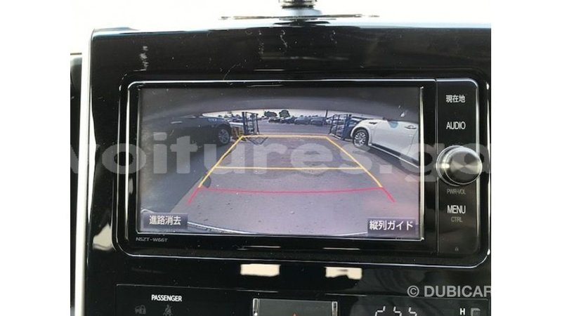 Big with watermark toyota land cruiser estuary import dubai 5628