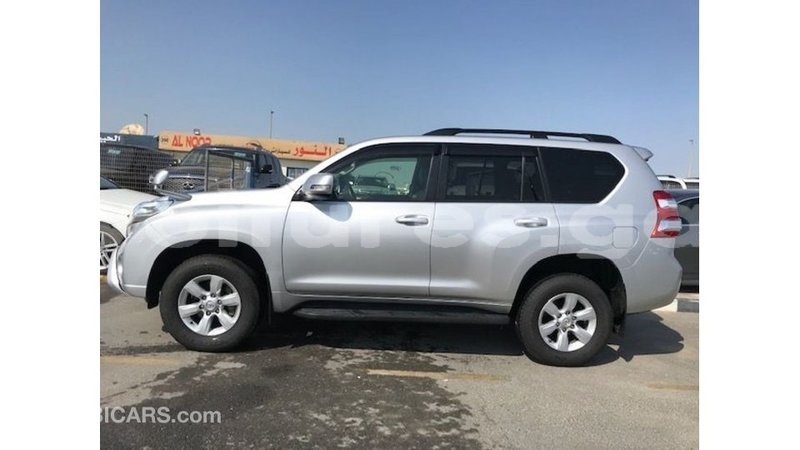 Big with watermark toyota prado estuary import dubai 5629