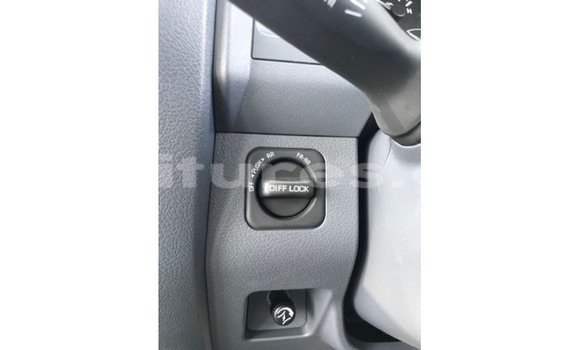 Buy Import Toyota Land Cruiser White Car in Import - Dubai in Estuary Buy Import Toyota Land Cruiser White Car in Import - Dubai in Estuary