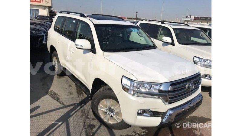 Big with watermark toyota land cruiser estuary import dubai 5631