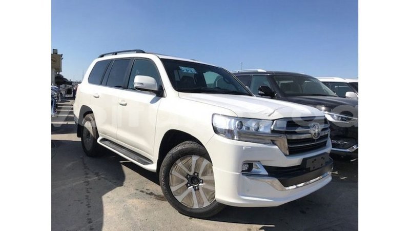 Big with watermark toyota land cruiser estuary import dubai 5633