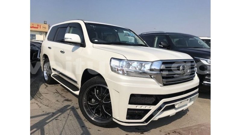 Big with watermark toyota land cruiser estuary import dubai 5634