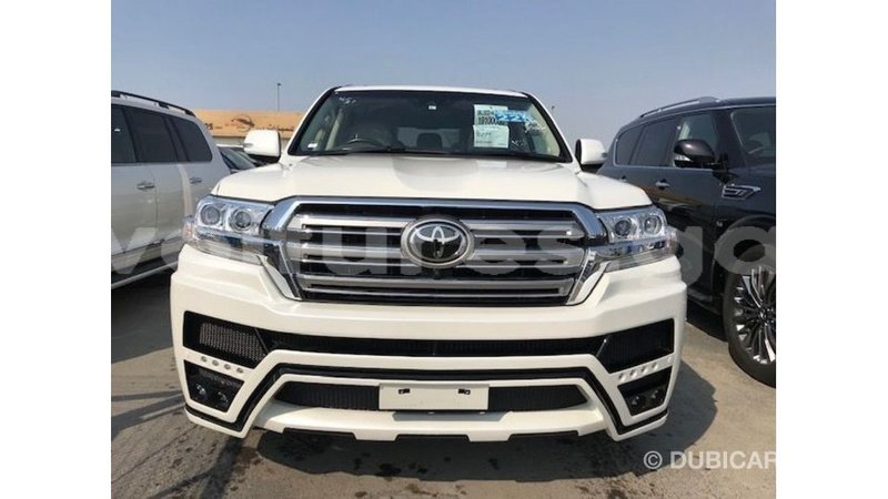 Big with watermark toyota land cruiser estuary import dubai 5634