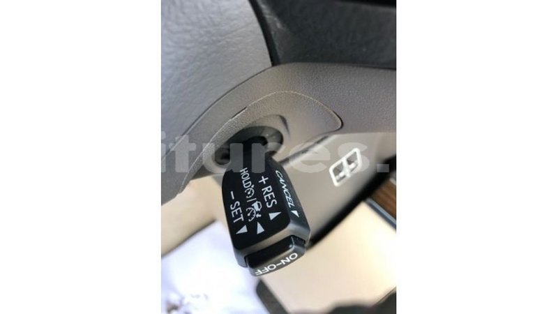 Big with watermark toyota land cruiser estuary import dubai 5634