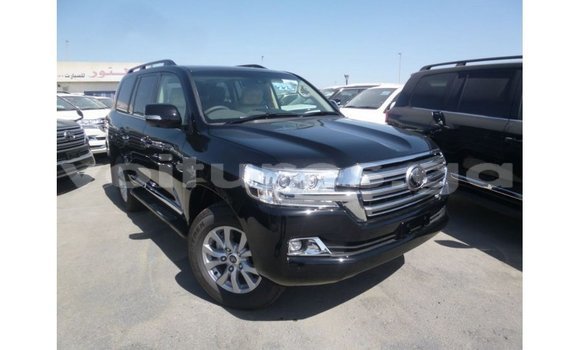 Acheter Import Voiture Toyota Land Cruiser Noir à Import - Dubai, Estuaire Acheter Import Voiture Toyota Land Cruiser Noir à Import - Dubai, Estuaire