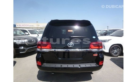 Acheter Import Voiture Toyota Land Cruiser Noir à Import - Dubai, Estuaire Acheter Import Voiture Toyota Land Cruiser Noir à Import - Dubai, Estuaire