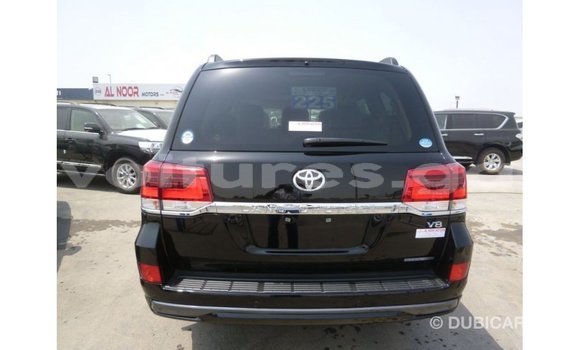 Acheter Import Voiture Toyota Land Cruiser Noir à Import - Dubai, Estuaire Acheter Import Voiture Toyota Land Cruiser Noir à Import - Dubai, Estuaire