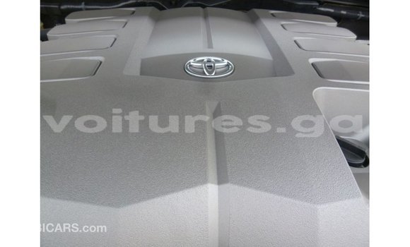 Acheter Import Voiture Toyota Land Cruiser Noir à Import - Dubai, Estuaire Acheter Import Voiture Toyota Land Cruiser Noir à Import - Dubai, Estuaire