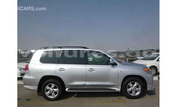 Sayi Imported Toyota Land Cruiser Sauran Mota in Import - Dubai a estuary Sayi Imported Toyota Land Cruiser Sauran Mota in Import - Dubai a estuary