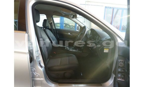 Acheter Import Voiture Mercedes-Benz 200 Autre à Import - Dubai, Estuaire Acheter Import Voiture Mercedes-Benz 200 Autre à Import - Dubai, Estuaire