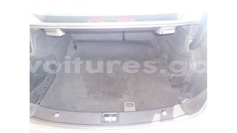 Big with watermark mercedes benz 190 estuaire import dubai 5672