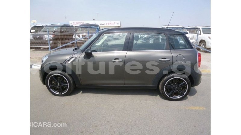 Big with watermark mini cooper estuaire import dubai 5673