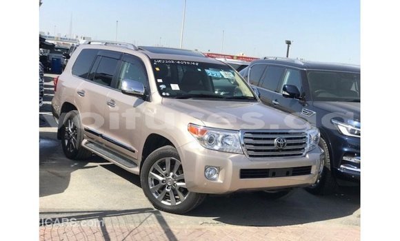 Buy Import Toyota Land Cruiser Other Car in Import - Dubai in Estuary Buy Import Toyota Land Cruiser Other Car in Import - Dubai in Estuary