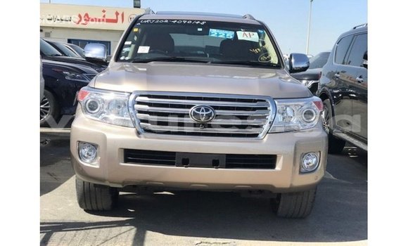 Buy Import Toyota Land Cruiser Other Car in Import - Dubai in Estuary Buy Import Toyota Land Cruiser Other Car in Import - Dubai in Estuary