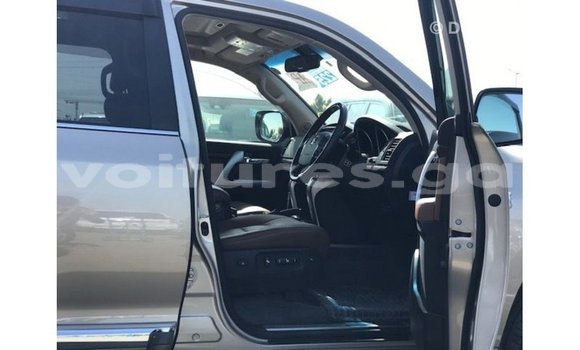 Buy Import Toyota Land Cruiser Other Car in Import - Dubai in Estuary Buy Import Toyota Land Cruiser Other Car in Import - Dubai in Estuary