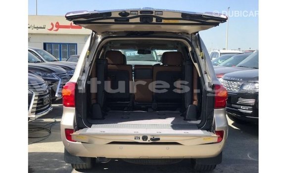 Buy Import Toyota Land Cruiser Other Car in Import - Dubai in Estuary Buy Import Toyota Land Cruiser Other Car in Import - Dubai in Estuary