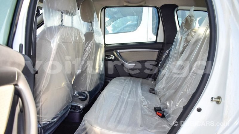 Big with watermark renault duster estuaire import dubai 5678