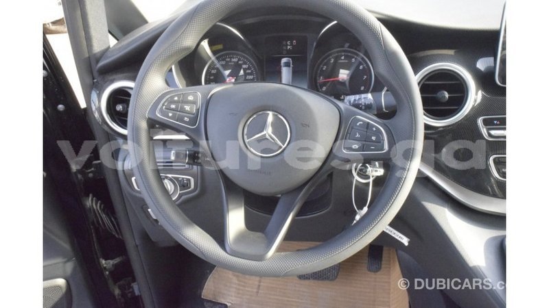 Big with watermark mercedes benz 250 estuary import dubai 5679