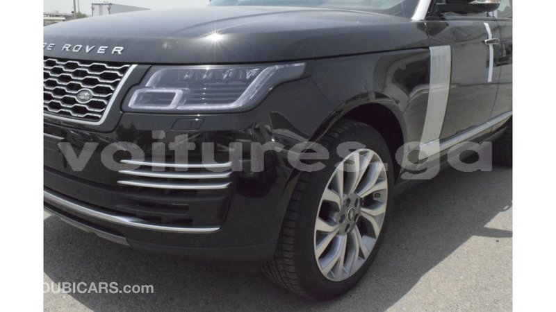 Big with watermark land rover range rover estuaire import dubai 5684