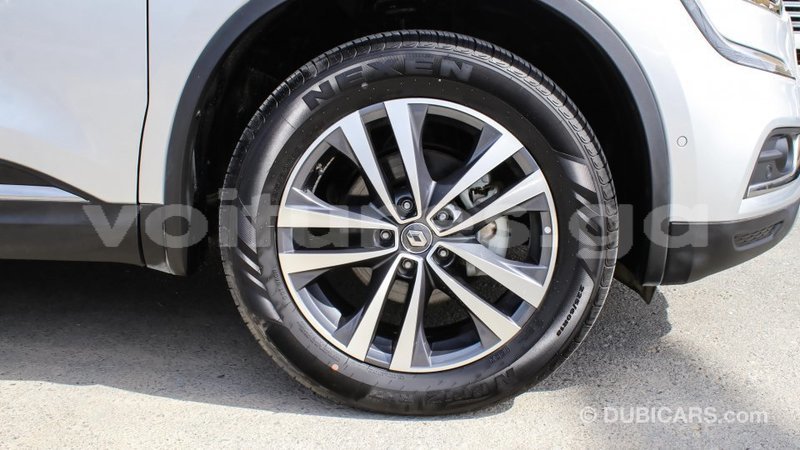 Big with watermark renault koleos estuaire import dubai 5687