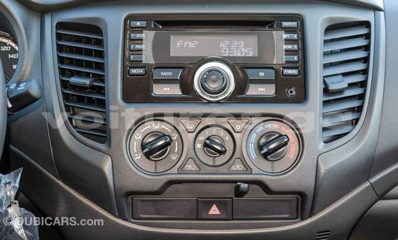 Acheter Import Voiture Mitsubishi L200 Blanc à Import - Dubai, Estuaire Acheter Import Voiture Mitsubishi L200 Blanc à Import - Dubai, Estuaire