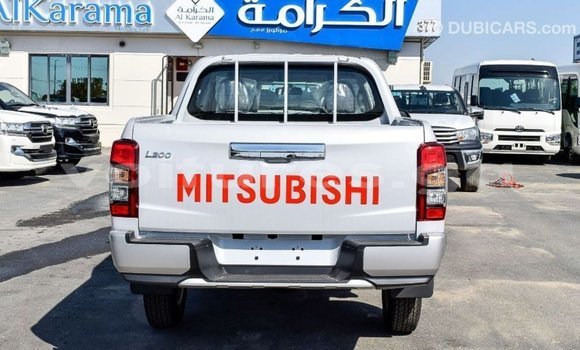 Acheter Import Voiture Mitsubishi L200 Blanc à Import - Dubai, Estuaire Acheter Import Voiture Mitsubishi L200 Blanc à Import - Dubai, Estuaire