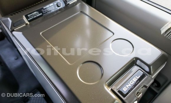 Acheter Import Voiture Toyota Coaster Blanc à Import - Dubai, Estuaire Acheter Import Voiture Toyota Coaster Blanc à Import - Dubai, Estuaire