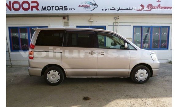 Buy Import Toyota Voxy Other Car in Import - Dubai in Estuary Buy Import Toyota Voxy Other Car in Import - Dubai in Estuary