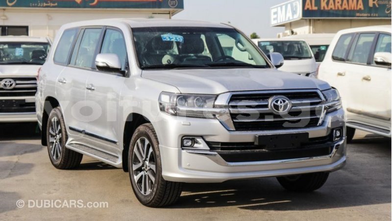 Big with watermark toyota land cruiser estuaire import dubai 5700