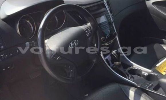 Acheter Occasion Voiture Hyundai Sonata Blanc à Libreville, Estuaire Acheter Occasion Voiture Hyundai Sonata Blanc à Libreville, Estuaire