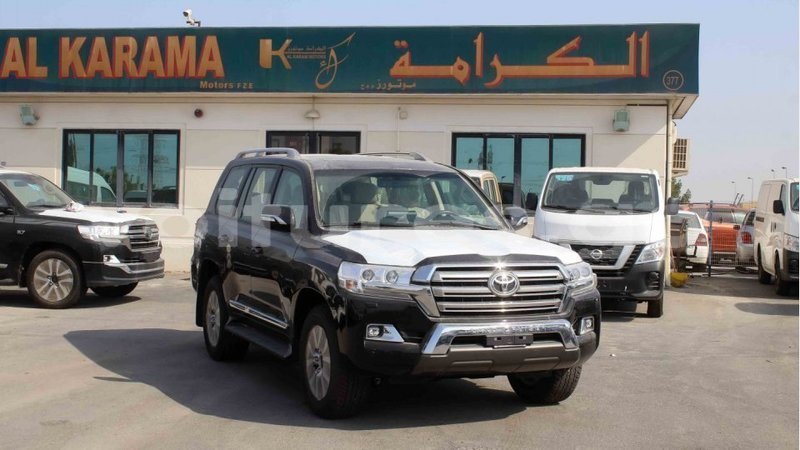 Big with watermark toyota land cruiser estuary import dubai 5702