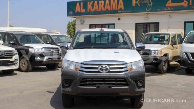 Big with watermark toyota hilux estuary import dubai 5708