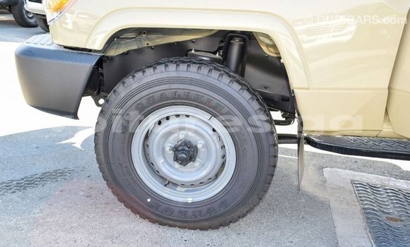 Sayi Imported Toyota Land Cruiser M Mota in Import - Dubai a estuary Sayi Imported Toyota Land Cruiser M Mota in Import - Dubai a estuary