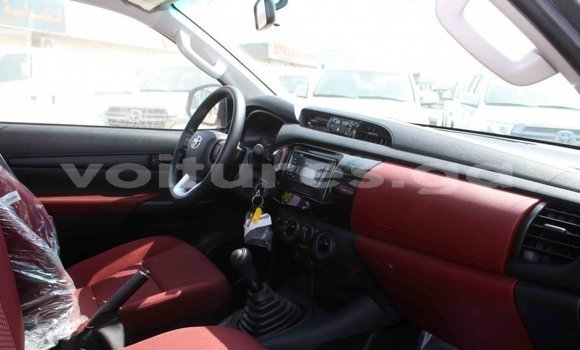 Sayi Imported Toyota Hilux Sauran Mota in Import - Dubai a estuary Sayi Imported Toyota Hilux Sauran Mota in Import - Dubai a estuary