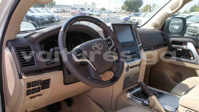 Big with watermark toyota land cruiser estuaire import dubai 5712