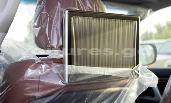 Acheter Import Voiture Toyota Land Cruiser Noir à Import - Dubai, Estuaire Acheter Import Voiture Toyota Land Cruiser Noir à Import - Dubai, Estuaire